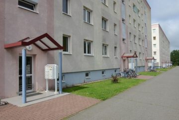 Wohnung in ruhiger Lage mit Balkon, 03119 Welzow, Etagenwohnung